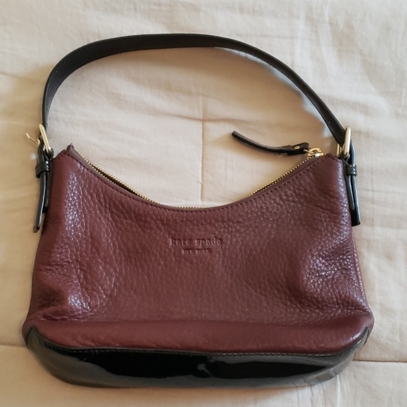 kate spade Handbags - Kate Spade Small Black and Brown Leather Purse